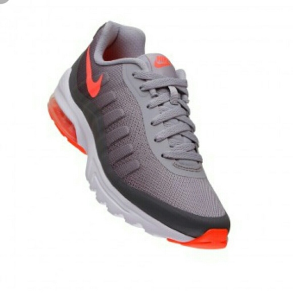 nike air max invigor grey orange